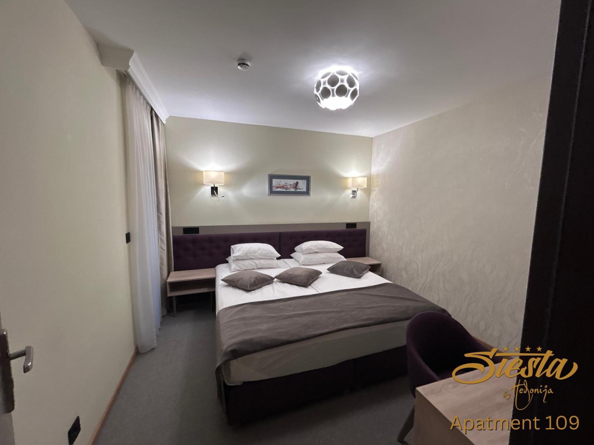 Hotel Siesta Užice Esterno foto