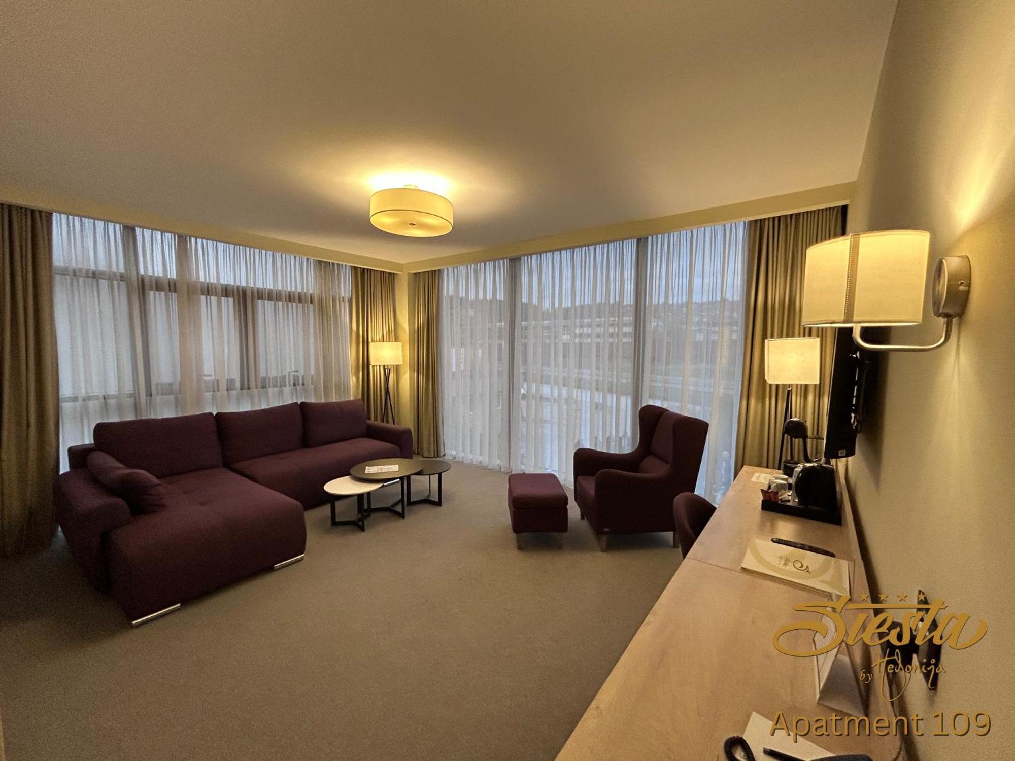 Hotel Siesta Užice Esterno foto