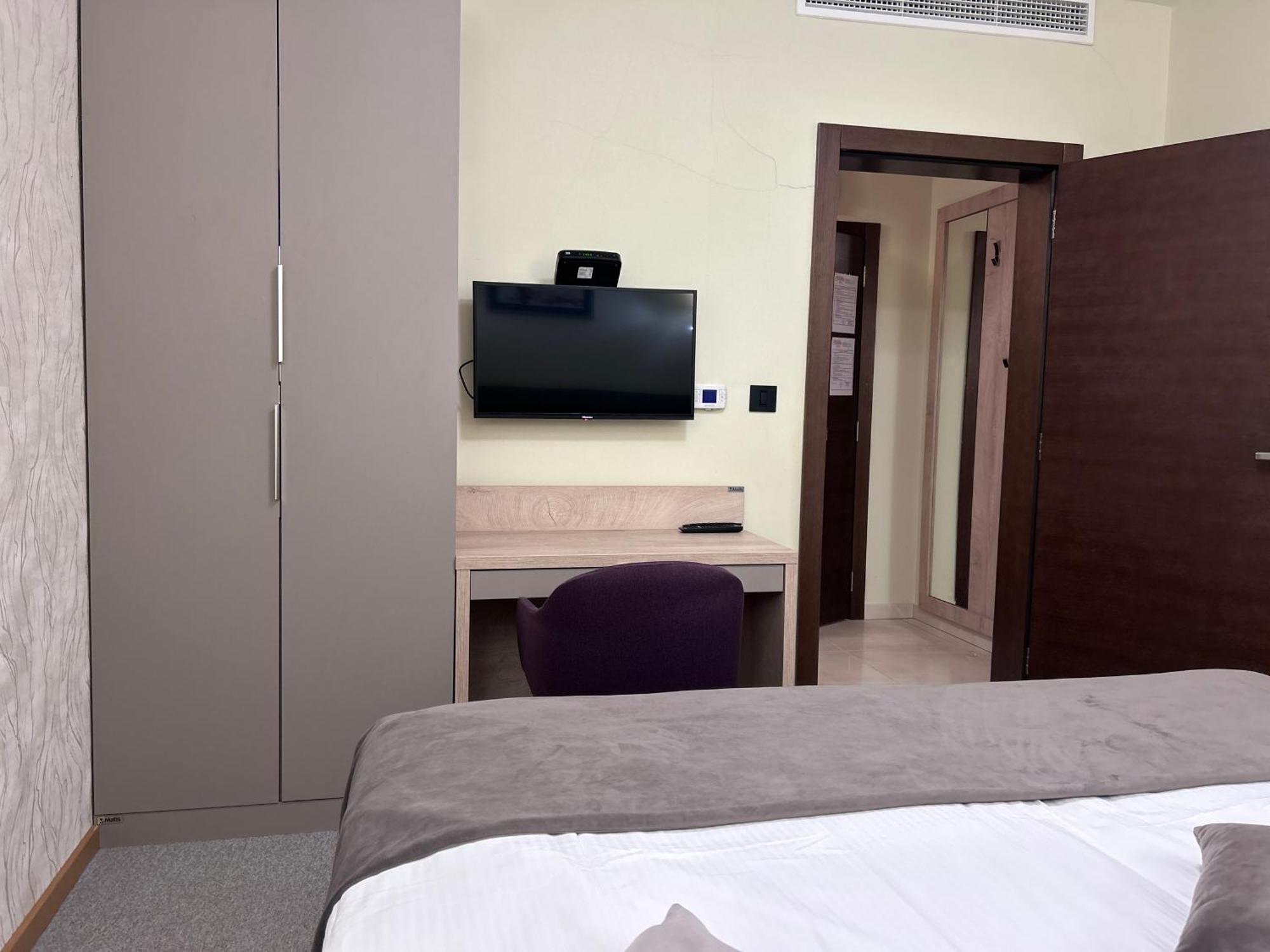 Hotel Siesta Užice Esterno foto